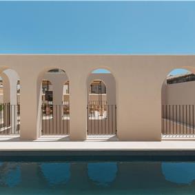3 bedroom villa with heated pool in Noto, sleeps 6